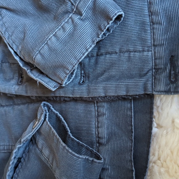 Levi's Sherpa Trucker Jacket - Picture 12 of 16